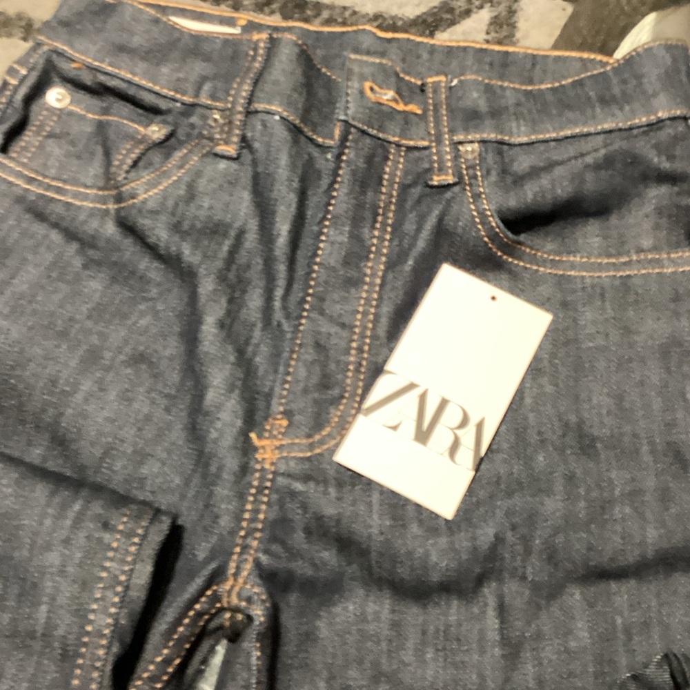 Zara Women’s Dark Blue Denim Jeans